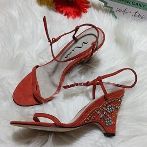 Nina 6.5 orange embellished high heel shoes. Leather.